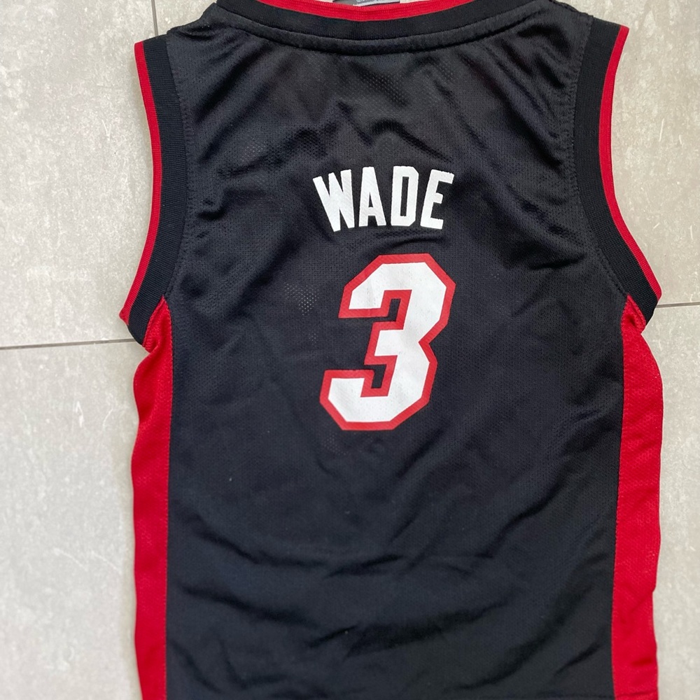 Worn once vintage wade jersey